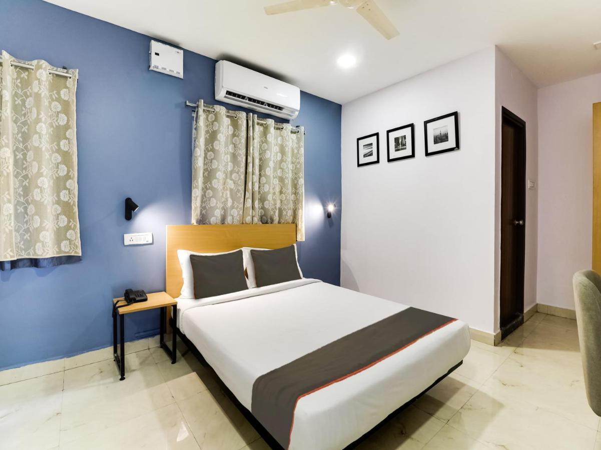 Hotel Collection O Golden Gate Hyderabad Esterno foto